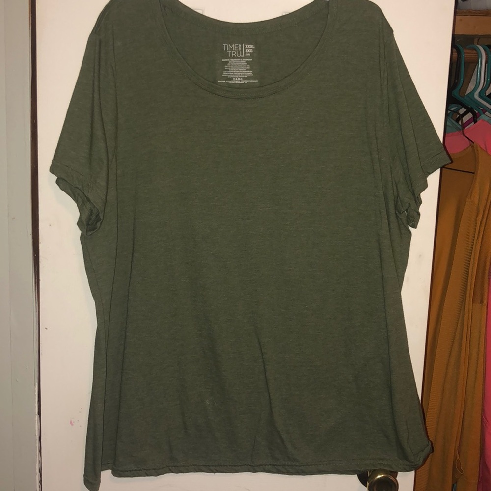 Hunter green T-shirt
